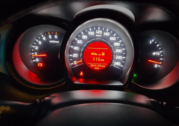 Kia Ceed cena 29000 przebieg: 260000, rok produkcji 2015 z Warszawa małe 352